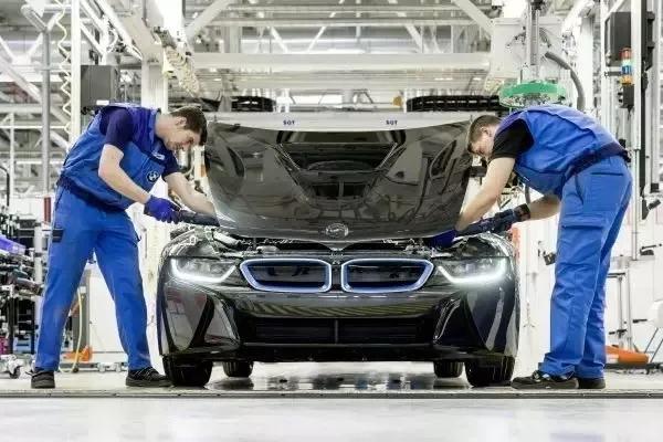 寶馬：不建電動(dòng)車專屬平臺(tái)，也能干翻奔馳、大眾、特斯拉