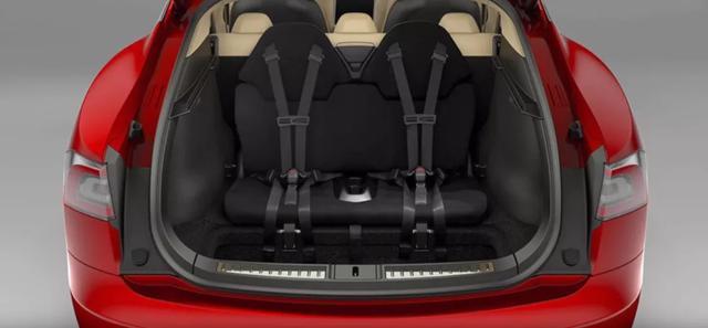 外媒試駕Model Y：做工有提升 但依舊粗糙