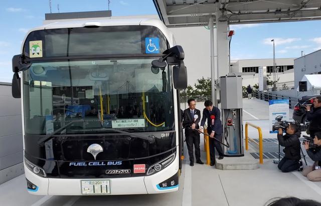 全球汽車巨頭停擺的時候，豐田為何在加速？