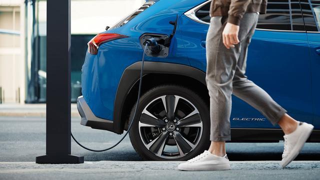 雷克薩斯UX 300e上市 能否攪亂高端電動車市場格局？