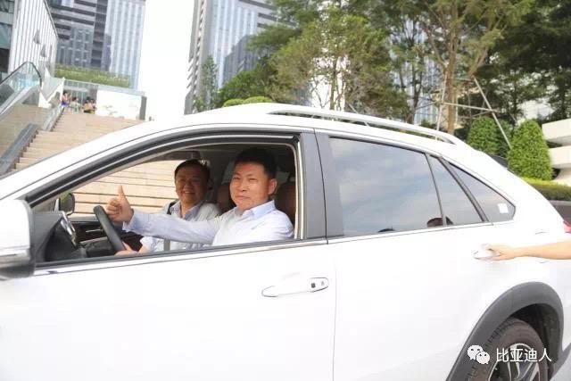 特斯拉的牌打完了,比亚迪还有“王炸”吗?