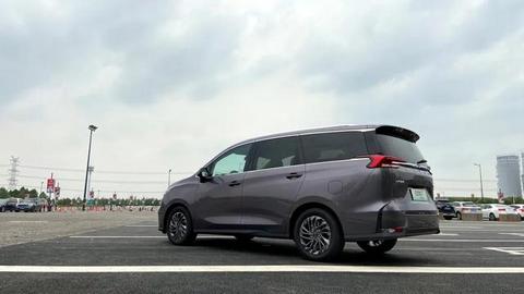 科技加持空间又足 上汽MAXUS EUNIQ 5/EUNIQ 6抢先体验