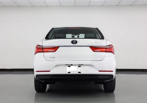 比亚迪继续“亮刀”秦Pro EV/宋Plus EV刀片电池版车型曝光