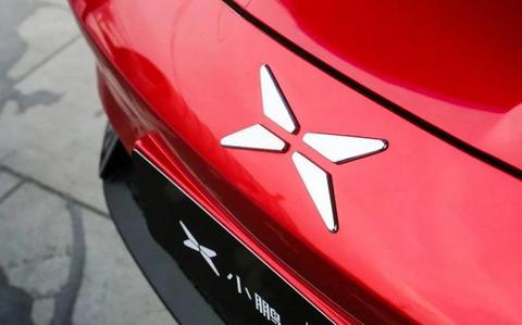 小鹏P7评测：Model 3的价格，Model S的产品力？