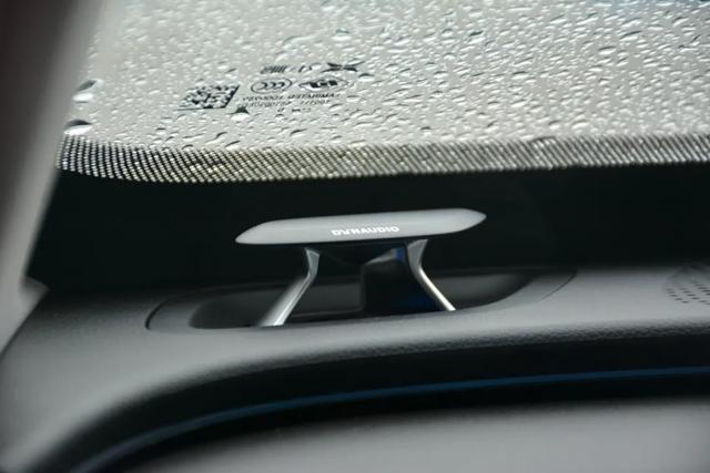 小鵬P7評(píng)測：Model 3的價(jià)格，Model S的產(chǎn)品力？