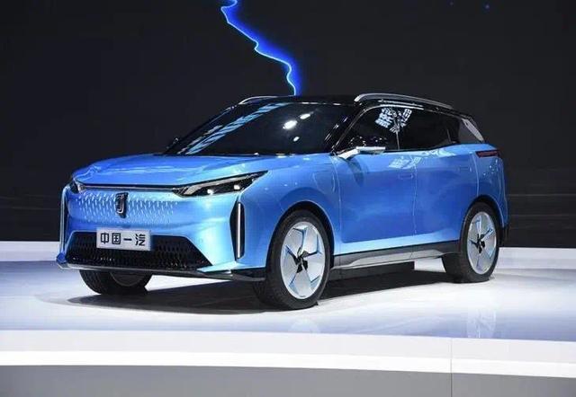 誰說只能開“老頭樂”？中國車企該如何為農(nóng)村兄弟造電動車