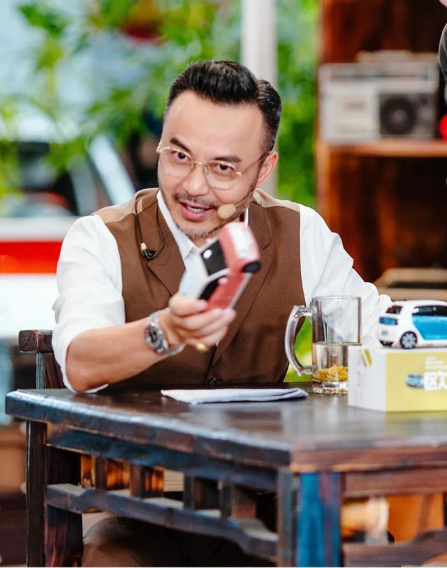 不管黑貓白貓，能讓大家喜愛的就是“好貓”
