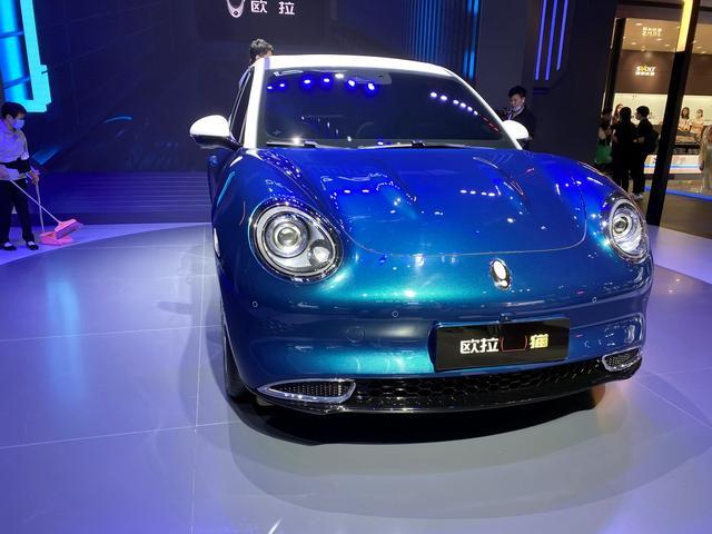 不管黑貓白貓，能讓大家喜愛的就是“好貓”