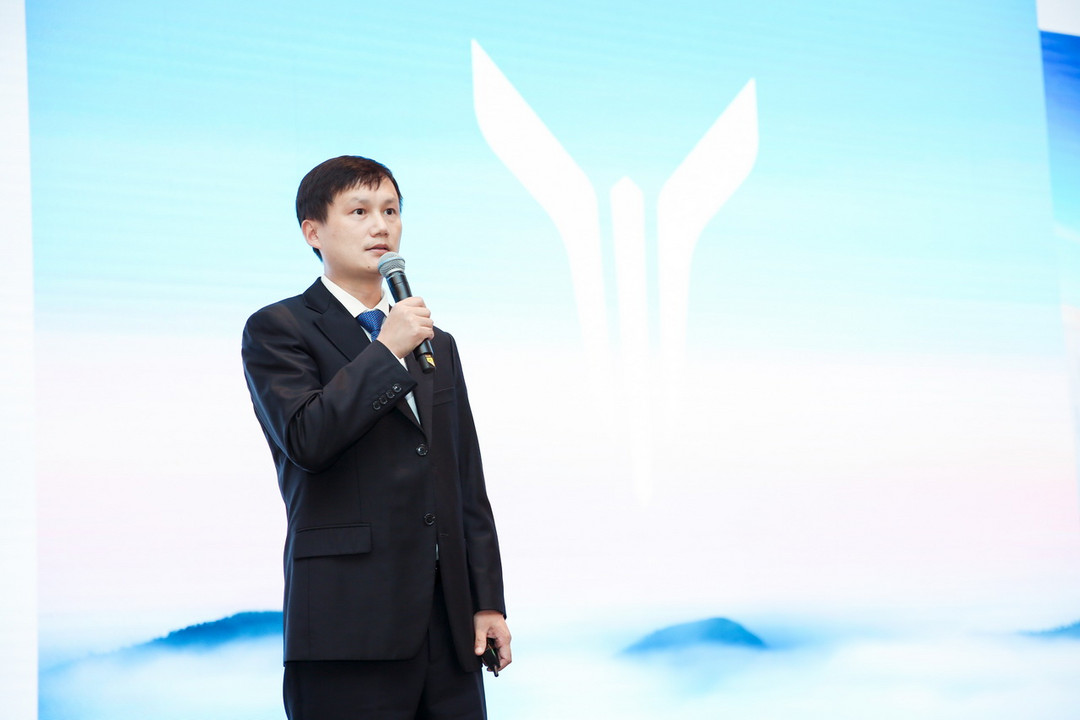曾毓群曹德旺帶頭賦能，嵐圖組建合作伙伴“天團”