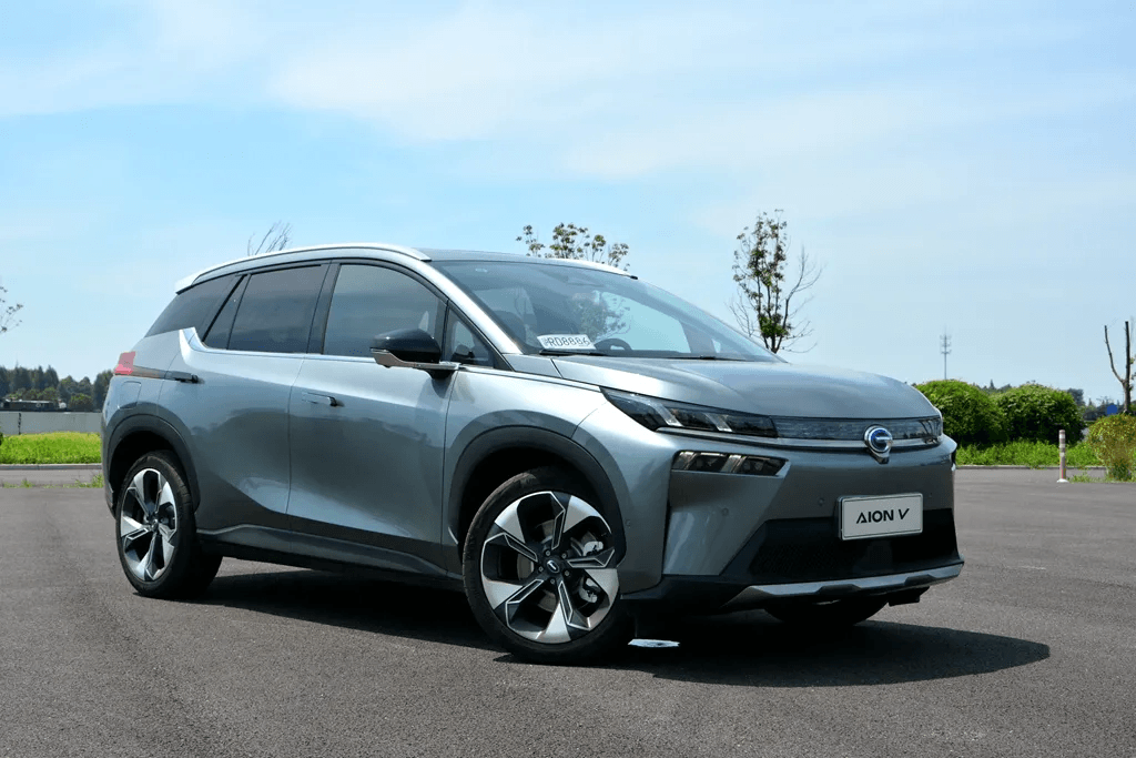 這款<a class='link'  target='_blank'>純電動(dòng)SUV<<a class='link'  target='_blank'>SUV</a>能緩解你的滬牌焦慮嗎