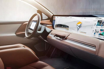 是颠覆传统还是设计过度 中控台一定要有大屏幕吗？