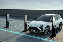 蔚来汽车终于开始做超级充电站了，桩体面积4部iPhone XR那么大