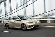 自燃频发 纯电动车增速开始放缓 用户的担忧是什么