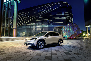 2019年新能源乘用车呈前W后U型走势