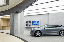 ZEEKR 001交付倒計(jì)時(shí)，極氪服務(wù)加緊追趕蔚來(lái)小鵬