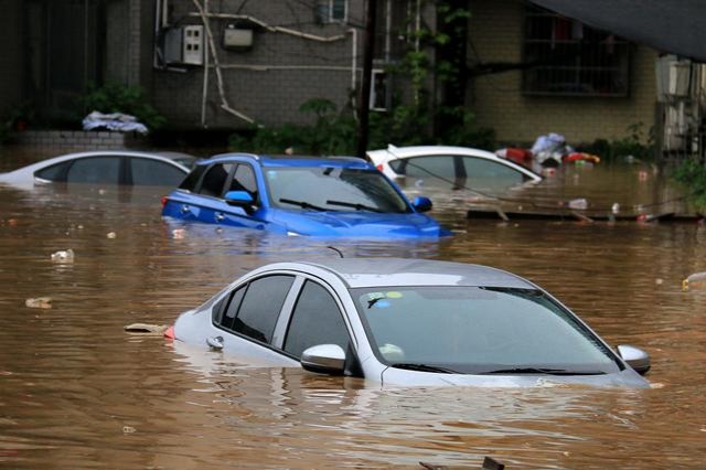 新能源汽车被水淹，保险怎么赔？
