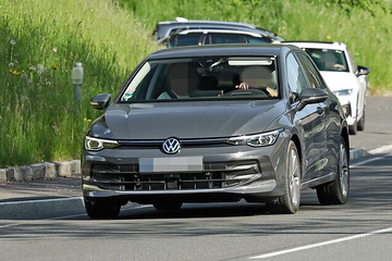 驾驶性能优异，一处不足令人担忧，德国人评测沃尔沃C40