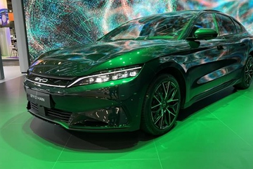 比亚迪上半年海外大动作盘点，一边卖车一边建工厂，下一个丰田？