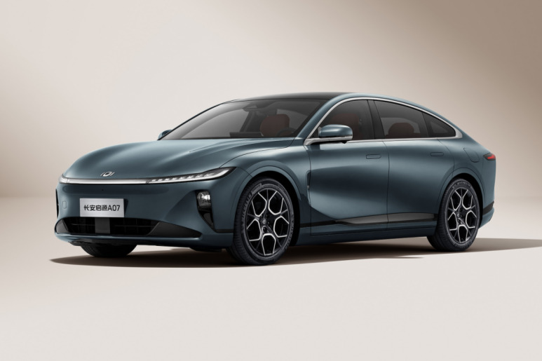 长安启源A07真香版上市,售价13.59-15.99万元,最高续航达710km