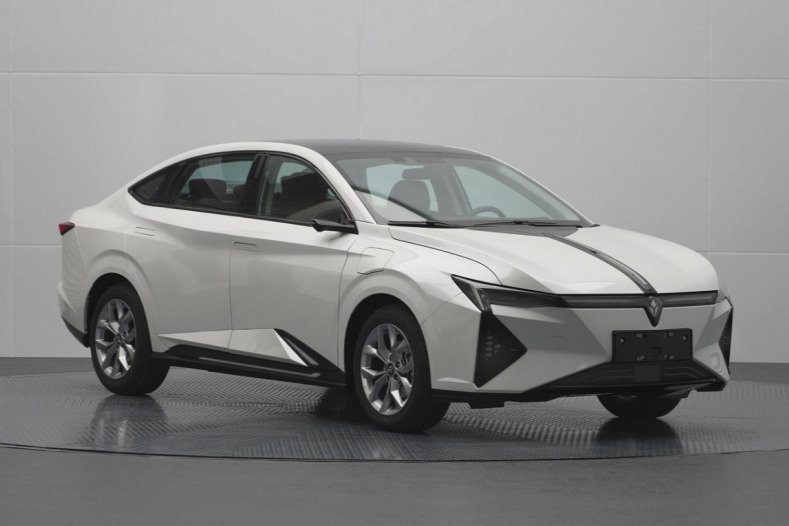 东风本田新能源品牌首款车型-灵悉L完成申报，将于9月上市