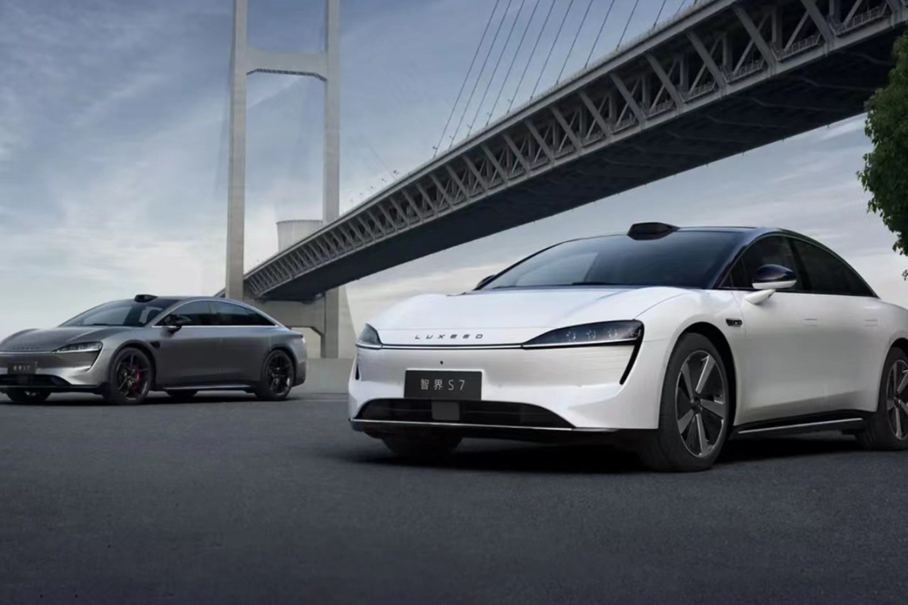 新款智界S7将于4月8日上市，第二款车型定位SUV，最快7月推出