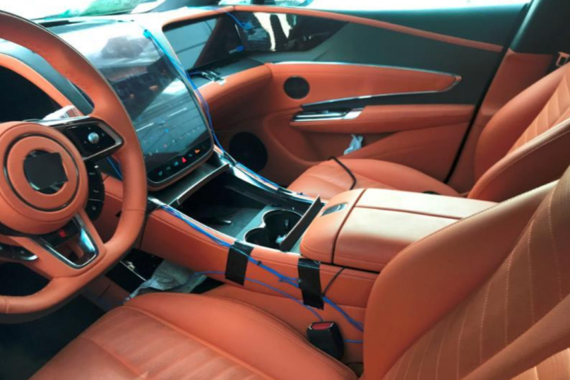 售价达百万级，仰望U7内饰谍照曝光