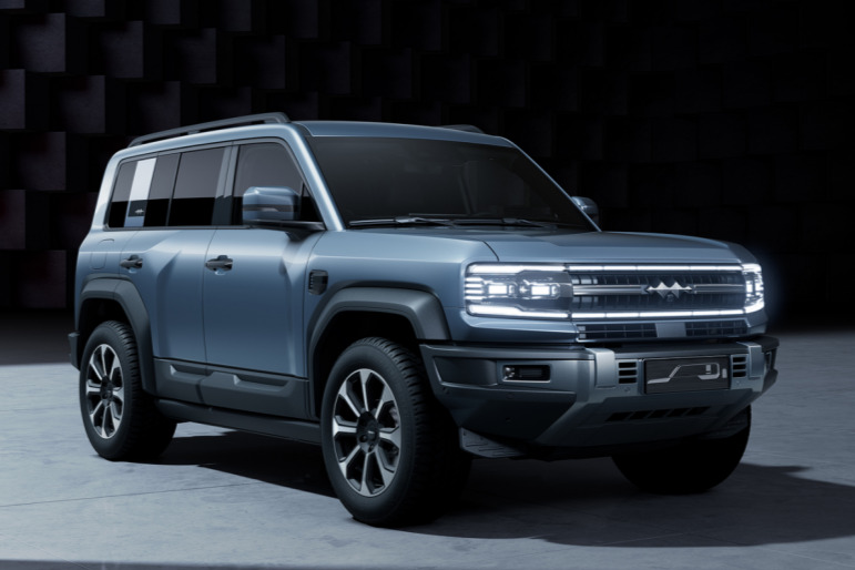 方程豹豹5降到23.98万，开始攻打坦克300 Hi4-T！