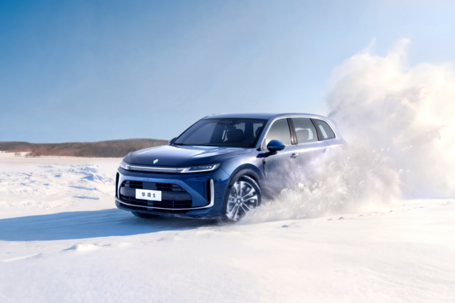 全国人大代表姚佐平建议：加快政策创新与生态构建，推动我国智能驾驶产业规模化高质量发展