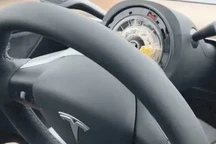 特斯拉方向盤(pán)脫落！車(chē)主爆氣“不給退貨”結(jié)局 逆轉(zhuǎn)了官方賠1臺(tái)新車(chē)