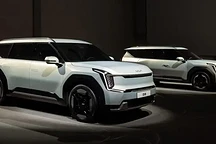起亞EV9純電7座SUV帶來(lái)了寬敞的乘坐空間