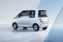 五菱Air ev晴空：續(xù)航300km，買菜接娃“神助攻”