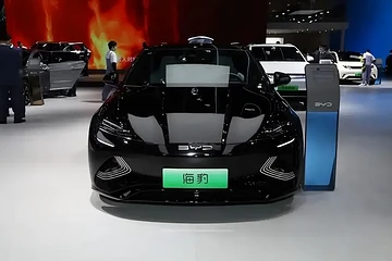 售价18.98万元起！比亚迪海豹冠军版上市