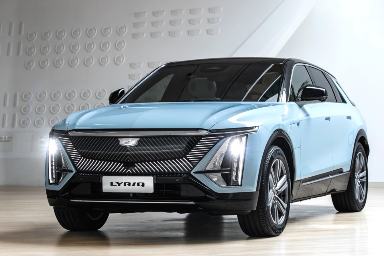 优惠后起售价低至36.17万，实行油电同价