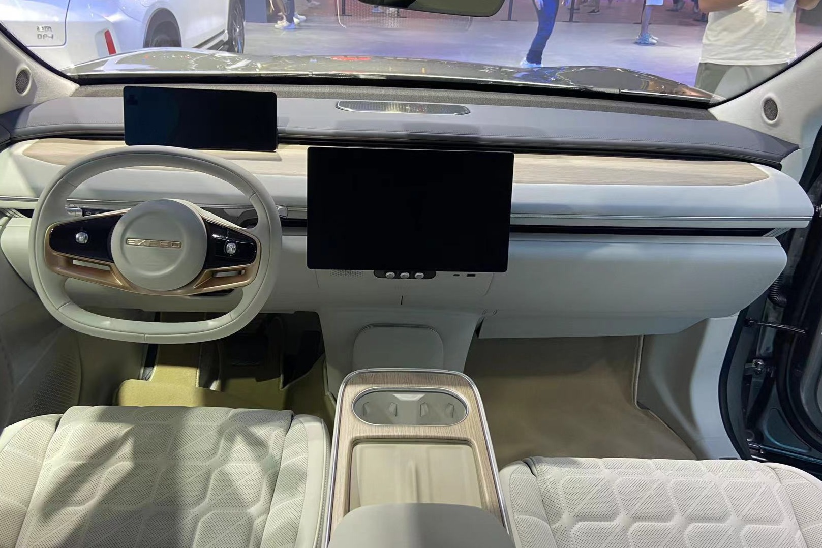 成都车展探馆｜星途星纪元ET内饰抢先曝光