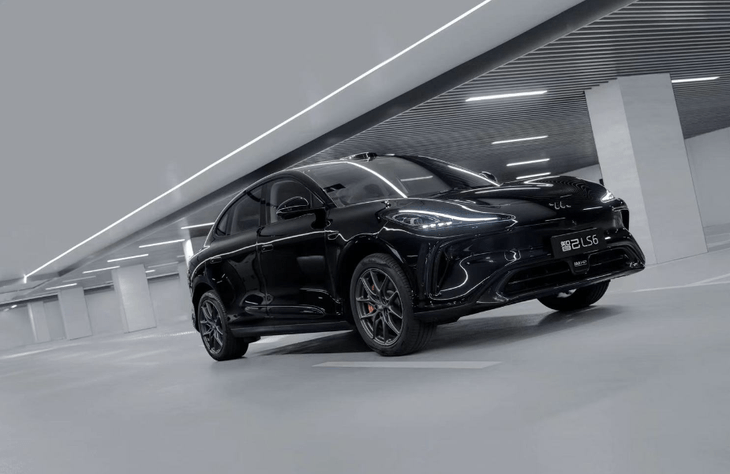 “黑武士版” 智己LS6新車型官圖發(fā)布