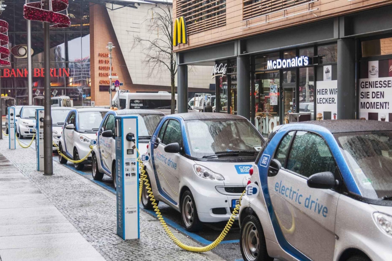 欧盟电动汽车销量翻番，注册量同比飙升102%