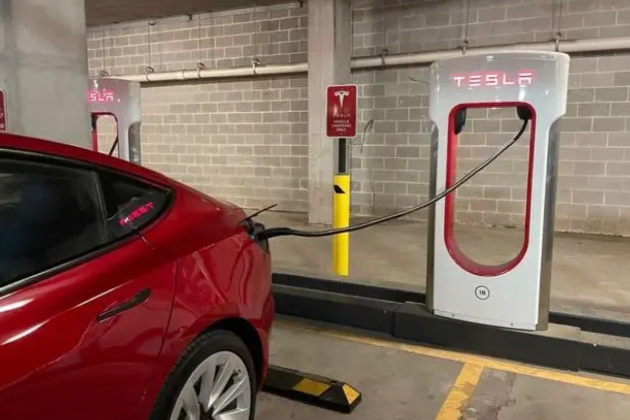 统一北美标准?丰田宣布加入特斯拉NACS阵营,大众也在谈判中