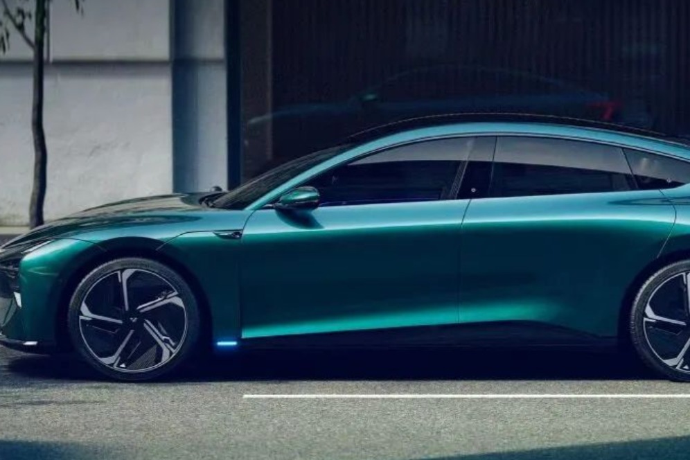 极越汽车第二款量产车正式定名极越07