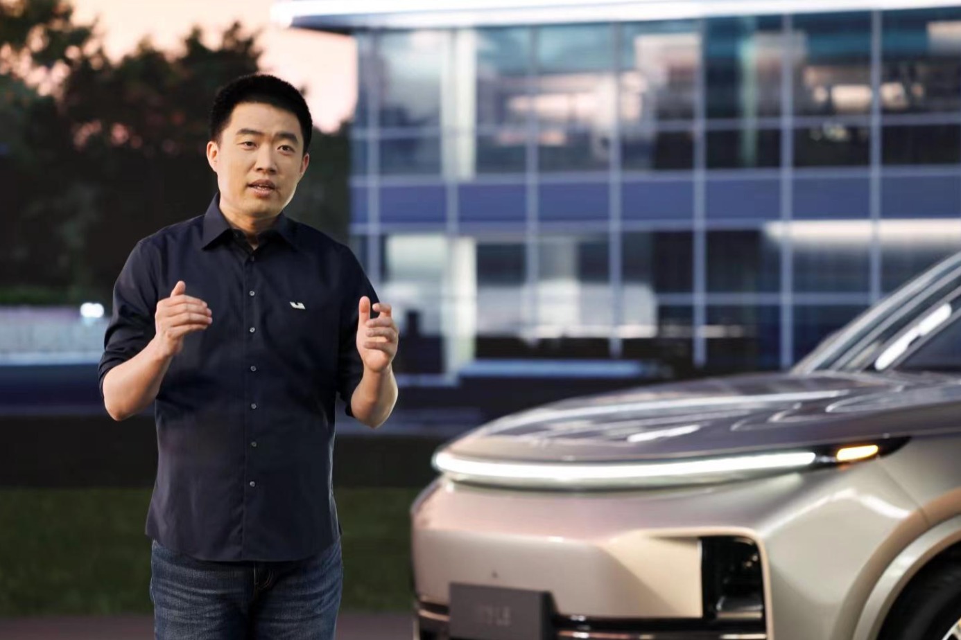 李想:理想汽车将尝试影视综植入广告,但不会请明星代言人