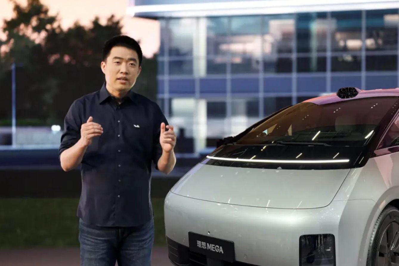 ​​​李想回应遭恶意P图 余承东、何小鹏力挺