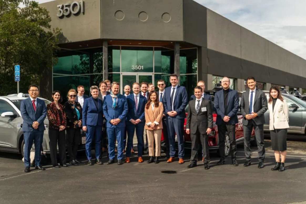 小马智行与卢森堡签署自动驾驶合作谅解备忘录