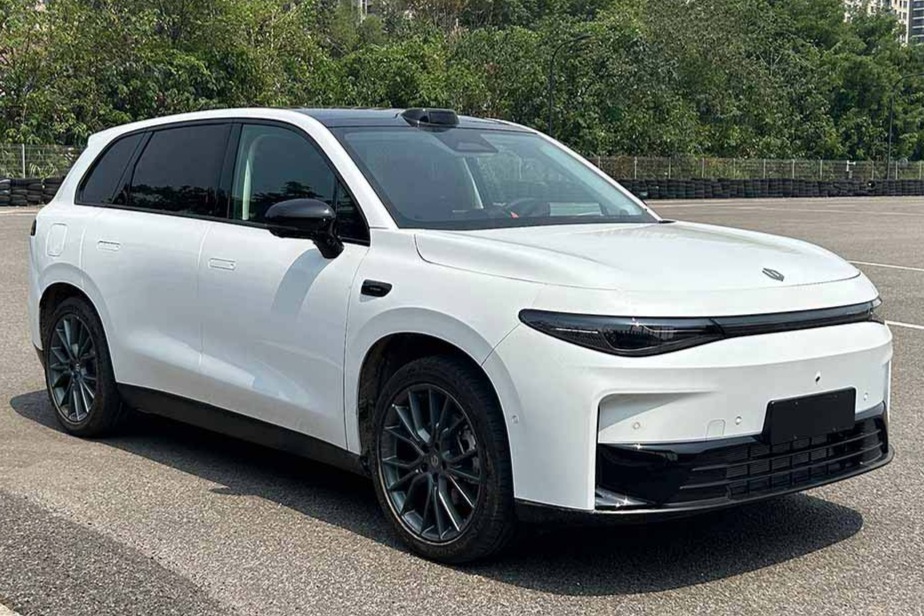 零跑全新中型SUV——C10申报图曝光