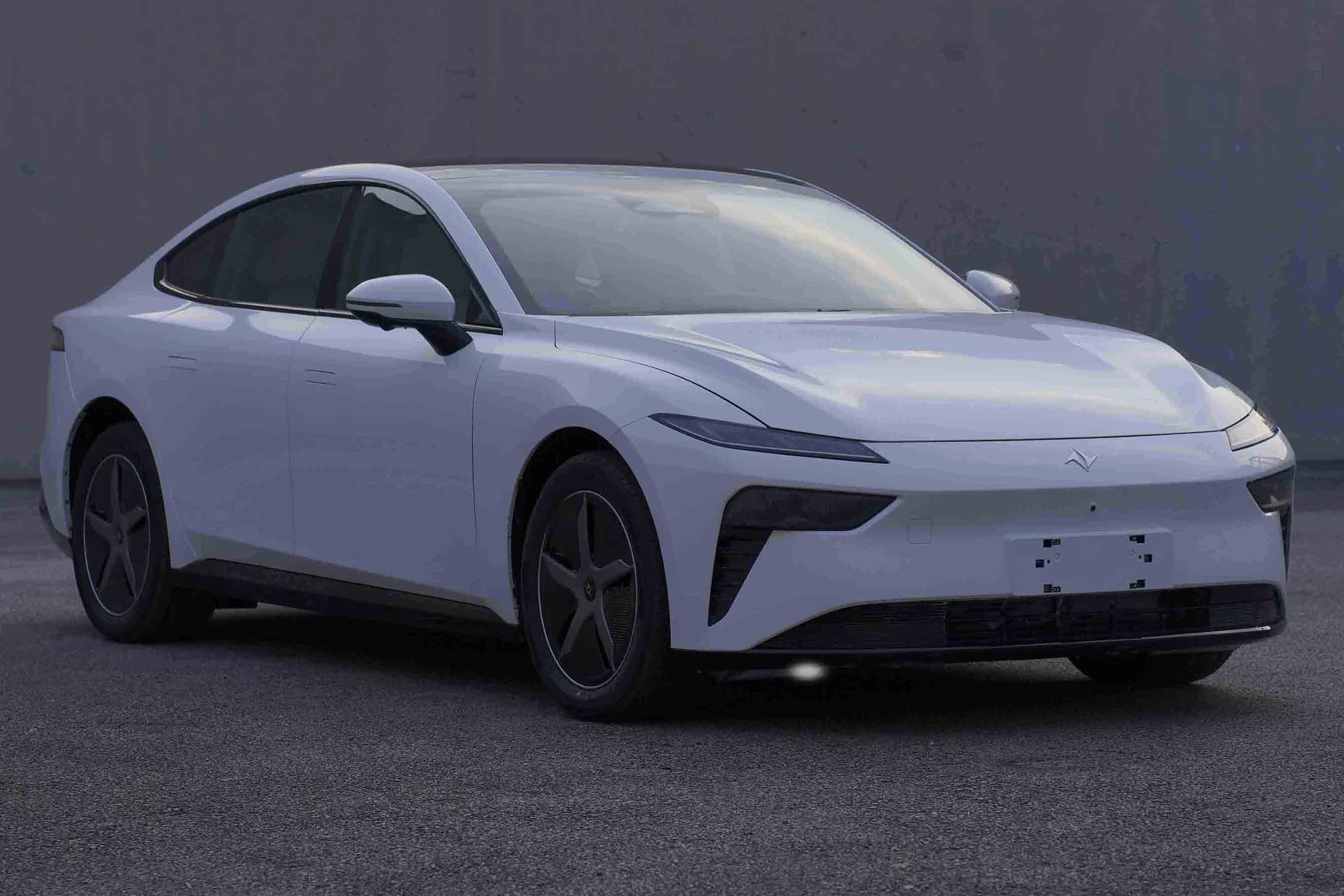 东风eπ 007纯电车型的申报信息曝光,有望年底开启预售