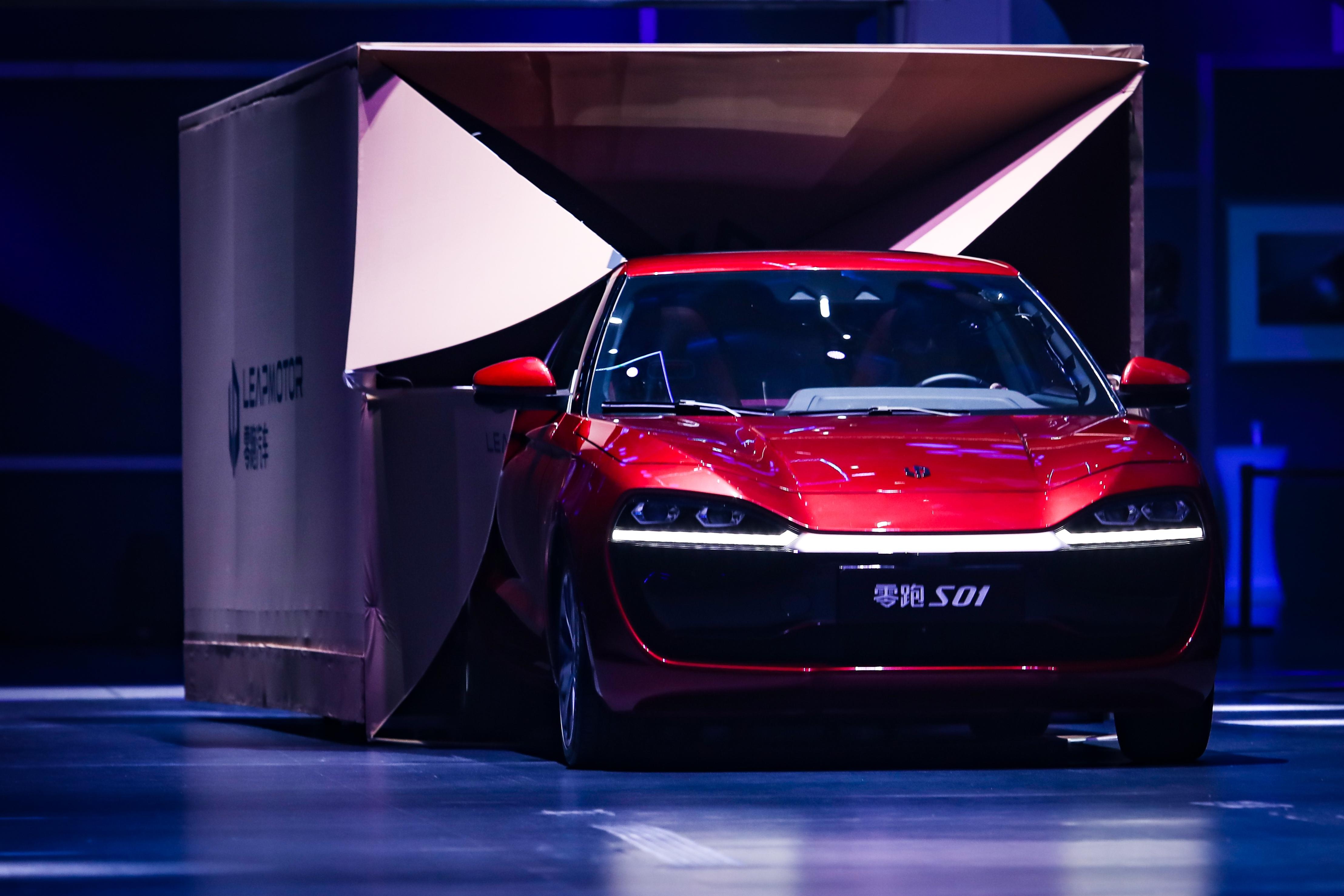 零跑汽车三季度实现了单季毛利转正,但单车经营亏损约为3.78万元