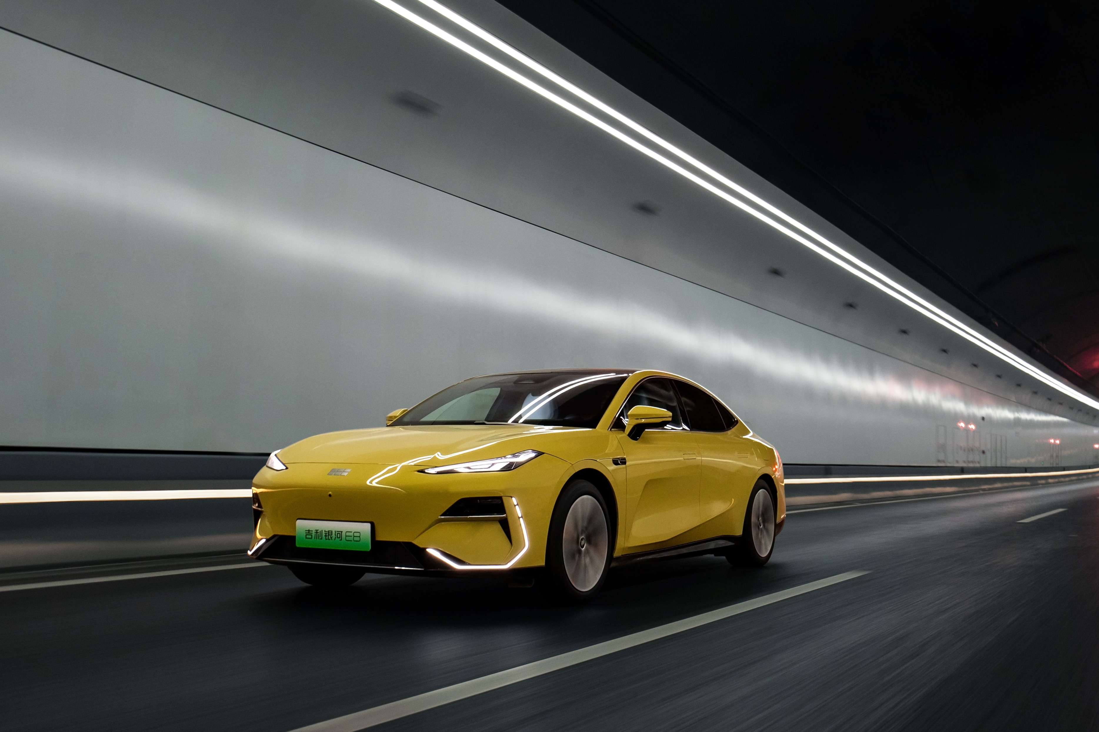 银河E8的野心不仅在比亚迪汉,还在丰田凯美瑞