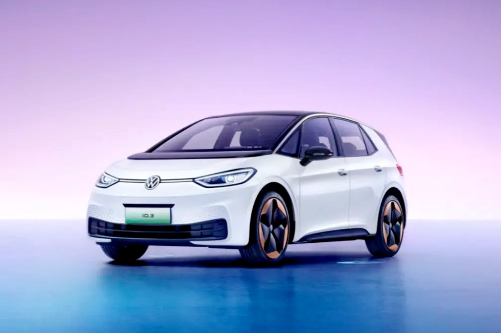 变“聪明”了的ID.3，月销能不能反超比亚迪海豚？