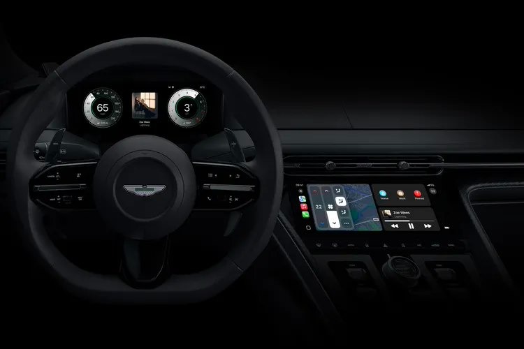 保时捷、阿斯顿马丁车型将率先搭载苹果新版 CarPlay，配有“个性主题”