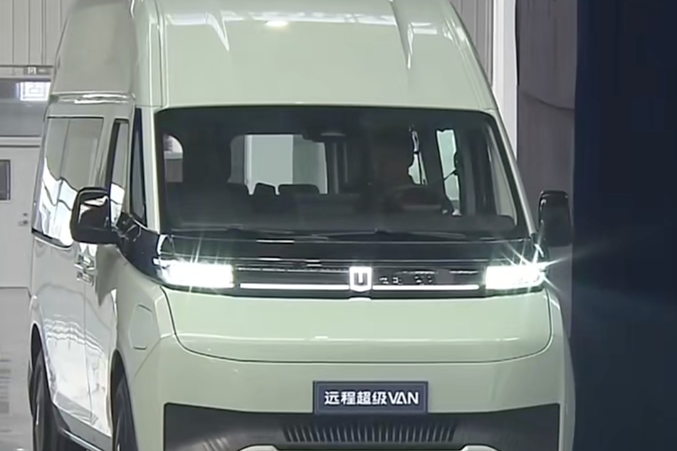 明年上半年量产 远程超级VAN正式下线