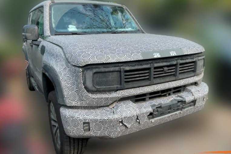 或搭1.5T增程动力 北京BJ40增程版谍照