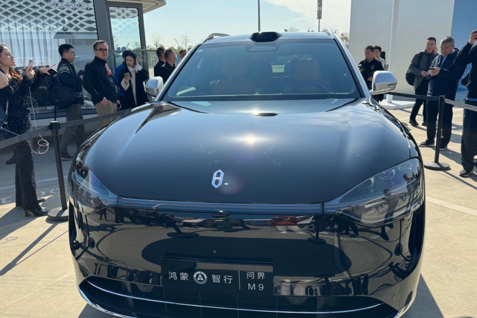 问界M9两小时大定破万